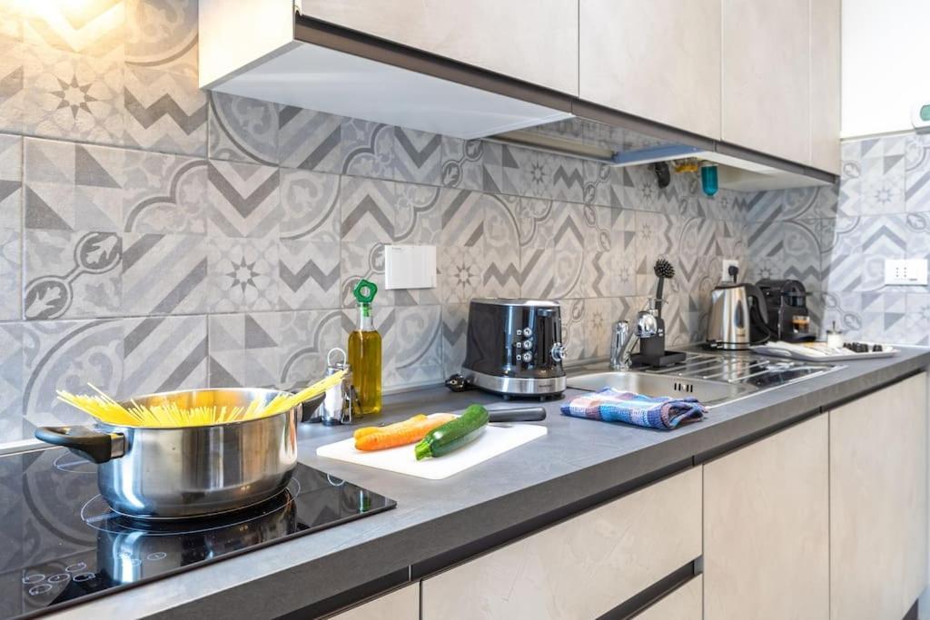 Old Town-Porta Susa Free Parking Modern Flat X6 Apartman Torino Kültér fotó