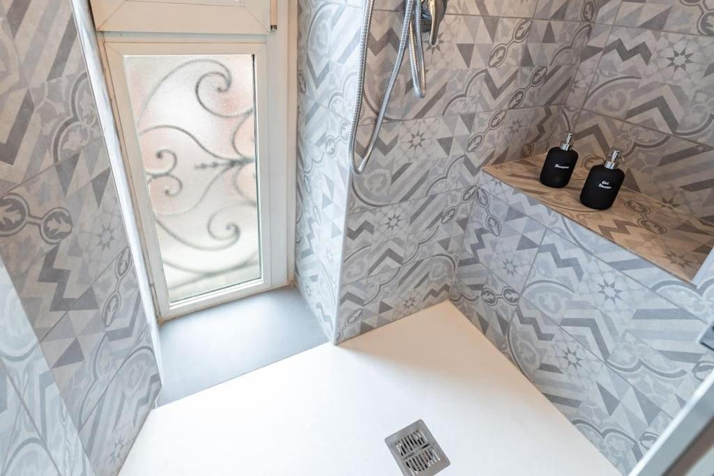 Old Town-Porta Susa Free Parking Modern Flat X6 Apartman Torino Kültér fotó